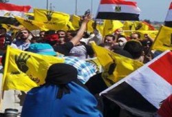 كفرالشيخ : ثوار الرياض ينظمون فاعلية حاشدة ويهاجمون مدرعة لأمن الانقلاب