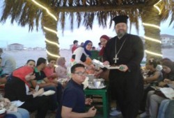 الكنيسة بدمياط تواصل استفزازها .. إفطار برعايتها لطلبة كلية التجارة