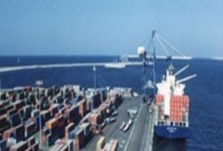 نحس السيسي: توقف حركة البواخر بميناء الإسكندرية بسبب العاصفة الرملية