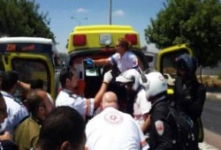 فتاة " فلسطينية " تطعن مجندة " صهيونية " شمال بيت لحم