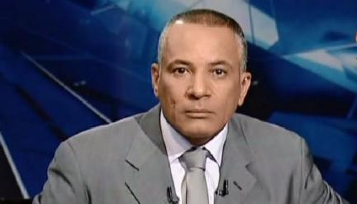 المخبر "أحمد موسى "  للإعلاميين: حرية التعبير دي عند خالتك ( فيديو )