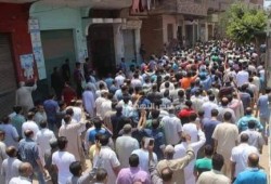 الآلاف يشيعون جثمان د. "خفاجي" أحد شهداء مجزرة أكتوبر.. وسط هتافات تطالب بالقصاص