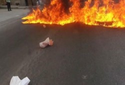 شباب غاضبون يقطعون طريق أبو قير تنديدا بمجزرة أكتوبر