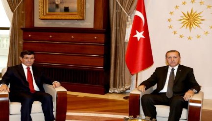 أردوغان يكلف داود أوغلو بتشكيل حكومة عقب تشكل ديوان رئاسة البرلمان