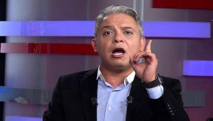 قضاء السيسي يقضي بالسجن 10 سنوات غيابيًا لمعتز مطر