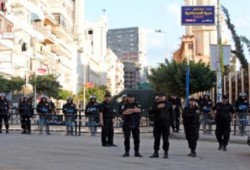 رعب الانقلاب من صلاة العيد (تقرير)