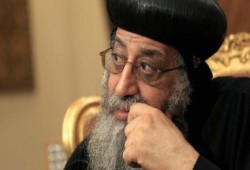 تواضروس يوقف عظته الأسبوعية 3 أعوام ..ونشطاء نصارى "بيهرب من مواجهتنا..بعد أن تحول لمخبر"