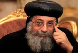 تواضروس يختفي ٣ أعوام.. ومصادر كنسية: البابا يخشى من تضحية السيسي به مثل "بركات"