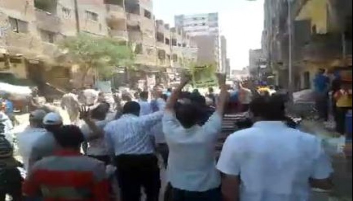 بالفيديو.. شباب "أولتراس" يتقدمون 6 تظاهرات بالجيزة