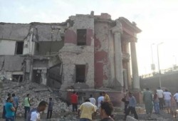 مصرع شخص وإصابة آخرون في انفجار ضخم بجوار قنصلية إيطاليا بوسط القاهرة