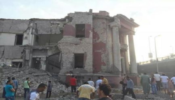 مصرع شخص وإصابة آخرون في انفجار ضخم بجوار قنصلية إيطاليا بوسط القاهرة