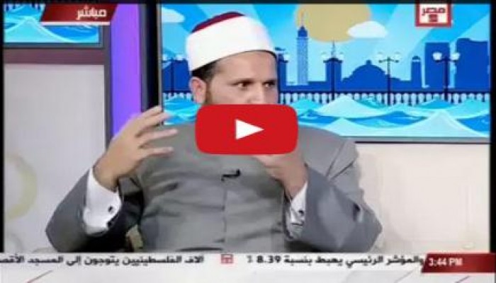 سلامة عبدالقوي لوالدة أحد ضحايا سيناء: دم ابنك عند السيسي ( فيديو )