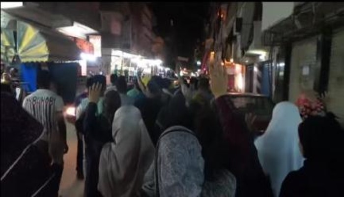 بالفيديو .. مسيرات حاشدة في أرجاء الاسكندرية بمناطق "العوايد والرمل والمنتزة "وغيرها