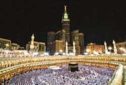 مليونا مصل بالمسجد الحرام في ليلة 27 رمضان