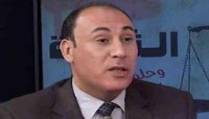 الزند من حلاق إلى شناق