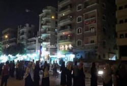 ثوار أكتوبر يتظاهرون ضد تكميم الأفواه وإقصاء الدعاة