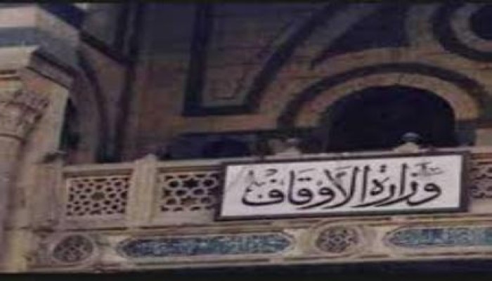 "أوقاف الانقلاب" تمنع مدرسا بالأزهر من الخطابة والسبب "متشدد"!