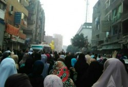 مسيرة مناهضة للانقلاب بعزبة النخل عقب صلاة العيد