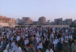 صلاة العيد في العريش يكسوها الحزن على المعتقلين والشهداء