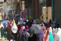 مسيرة حاشدة مناهضة للانقلاب العسكري بمسقط رأس الرئيس مرسي