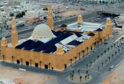 خطيب مسجد الراجحي يالرياض:  ياشعب مصر لاتنجروا وراء منافق يقتل أبناء شعبه (فيديو)