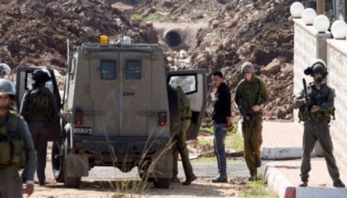 جيش الاحتلال الصهيونى يعتقل 7 فلسطينيين في الضفة الغربية والقدس
