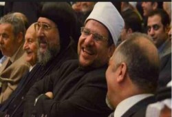 "عوف": وزير أوقاف الانقلاب مستعد لرفع الصلبان فوق المآذن لإرضاء السيسي (فيديو)