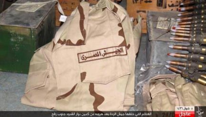 "ولاية سيناء" ينشر صور بها آليات جيش مدمرة تدمير كلي وما تحصل عليه من أدوات للجيش