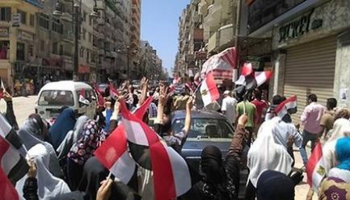 ثوار الهانوفيل غرب الاسكندرية ينتفضون تنديدا بجرائم العسكر بحق المصريين