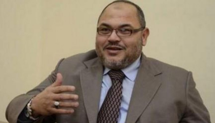 أسامه رشدى:  حملة التهليل لتفريعة القناة سكرة ستذهب عندما يفكر الخبراء في نتائج الكارثة