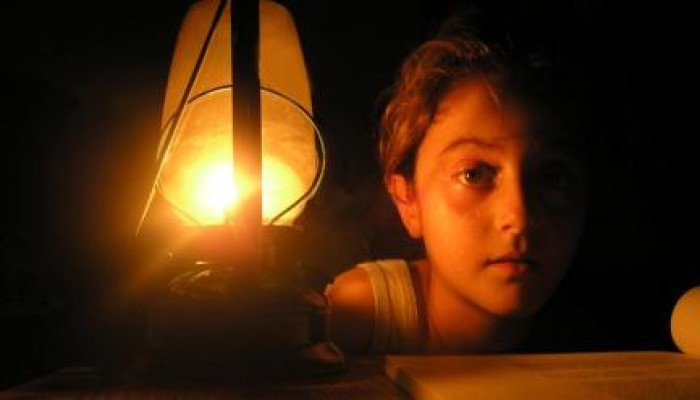 عجز الكهرباء في قطاع غزة يصل إلى 60%