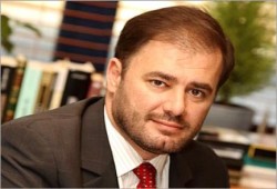 "خنفر" في افتتاح "هافنجتون بوست عربي": لن ننحاز لمراكز النفوذ علي حساب الناس