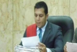 مستخدمو «فيسبوك» يخرقون حظر النشر في قضية "قاضي الرشوة الجنسية"