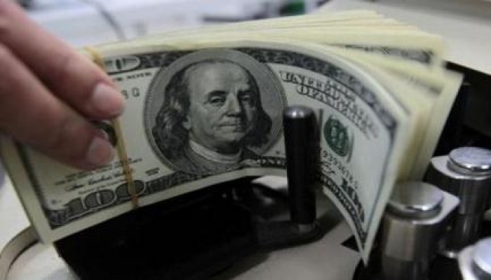 سعر الدولار في السوق الرسمى و السوداء اليوم الأربعاء