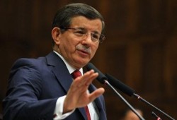 داود أوغلو: "الشعوب الديمقراطي" في عداد المتهمين طوال أنه لا يدين "بي كا كا" الإرهابية