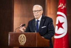 تونس : تمديد حالة الطوارئ في البلاد شهرين إضافيين