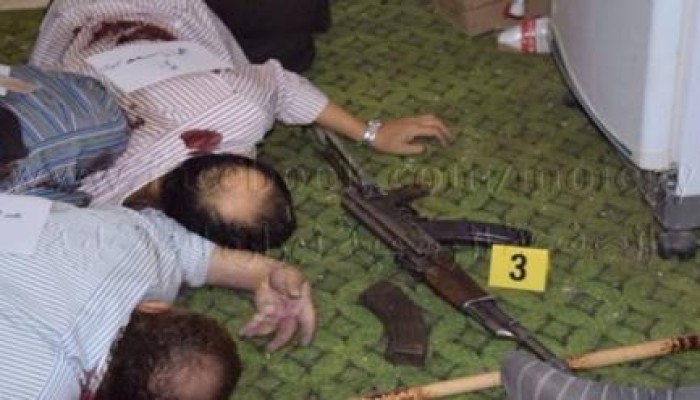 "هيومن رايتس" تشكك برواية القاهرة حول استشهاد 9 من قادة الإخوان