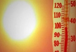 الطقس حار رطب شمالا شديد الحرارة جنوبا وسحب منخفضة على شمال وشرق البلاد