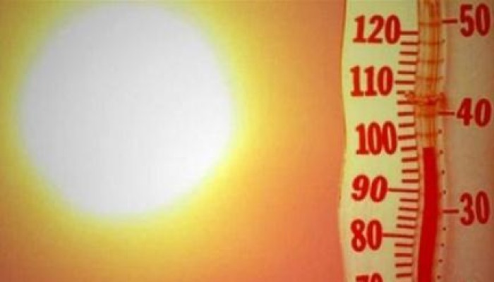 الطقس حار رطب شمالا شديد الحرارة جنوبا وسحب منخفضة على شمال وشرق البلاد