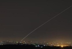 انطلاق صاروخين من غزة باتجاه الأراضي المحتلة