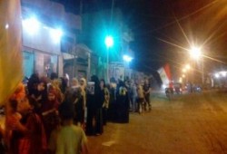 ثوار الفيوم يتظاهرون ليلا للمطالبة بالقصاص من قتلة شهداء "سنورس"