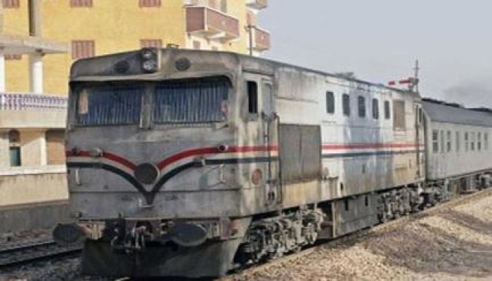 مصر بتفرح: قطار مواد بترولية يخرج عن قضبان السكك الحديدية بالشرابية