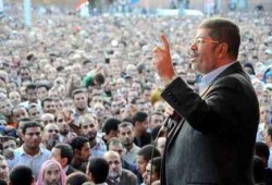 اليوم.. الرئيس مرسي أمام هزلية التخابر مع قطر