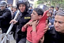 "ميدل ايست آي" تنشر شهادات مروعة عن تعذيب الأطفال في مصر