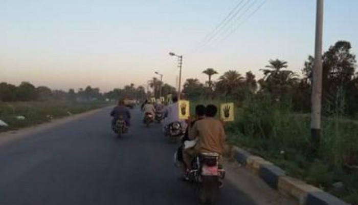 مسيرة بالدراجات البخارية بإسنا جنوب الأقصر