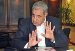 محلب يحدثنا من كوكب آخر: بدأنا في غسل الشوارع بـالمياه والصابون