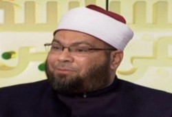 محمد الصغير: "محلب ريس أنفار لحساب المقاول الكبير"