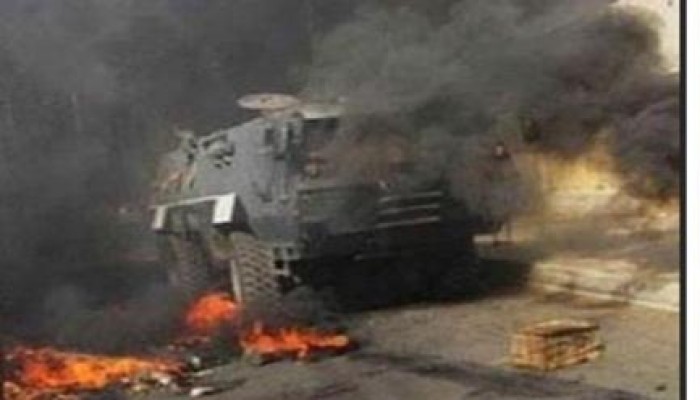 مقتل مجند وإصابة اثنين بحالة حرجة في استهداف دبابة بكمين "كرم القواديس" شمال سيناء