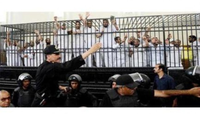 "العسكرية" تؤجل محاكمة 258 من رافضي الانقلاب ببني سويف لـ 6 سبتمبر