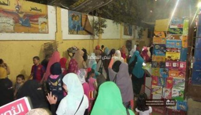 أبو النمرس تطالب المصريين بمواصلة النضال وانتزاع الحرية من العسكر